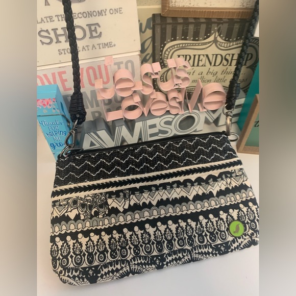 Sakroots Purse- Very Good Used Condition - Picture 13 of 16